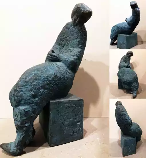 Zdjęcie obrazu Zbigniew Jarocki - Siedząca (katalog muzealny JAROCCY Malarstwo-rzeźba 2015-2016) - . Foksal17 - Galeria Sztuki w Warszawie.